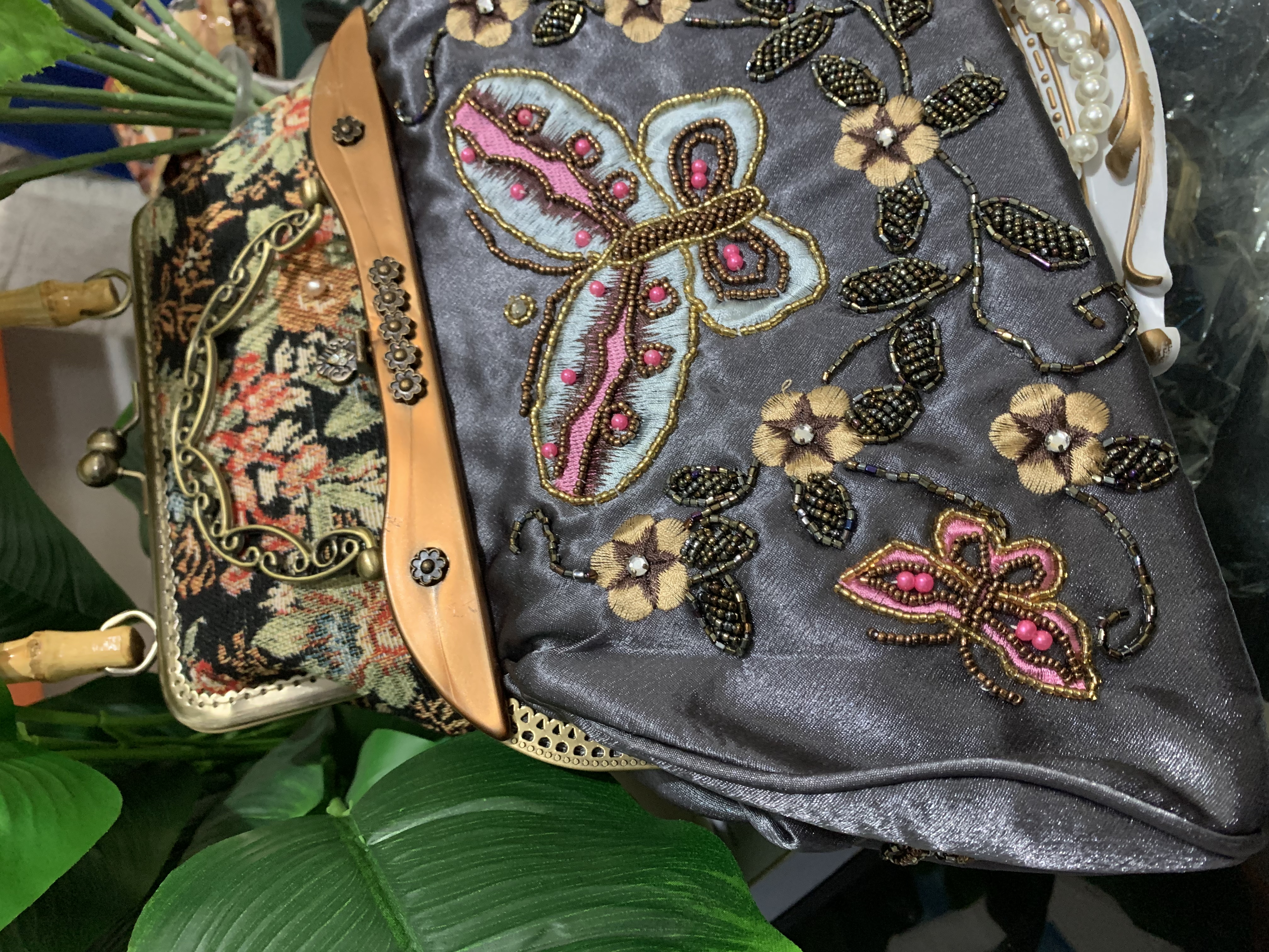 Lost in Vintage Inspired Grey  - Embroidery Frame ulasan dan harga