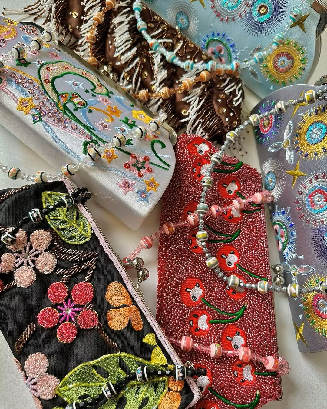 Lost in Vintage Hand-embroider - Embroidery Frame ulasan dan harga