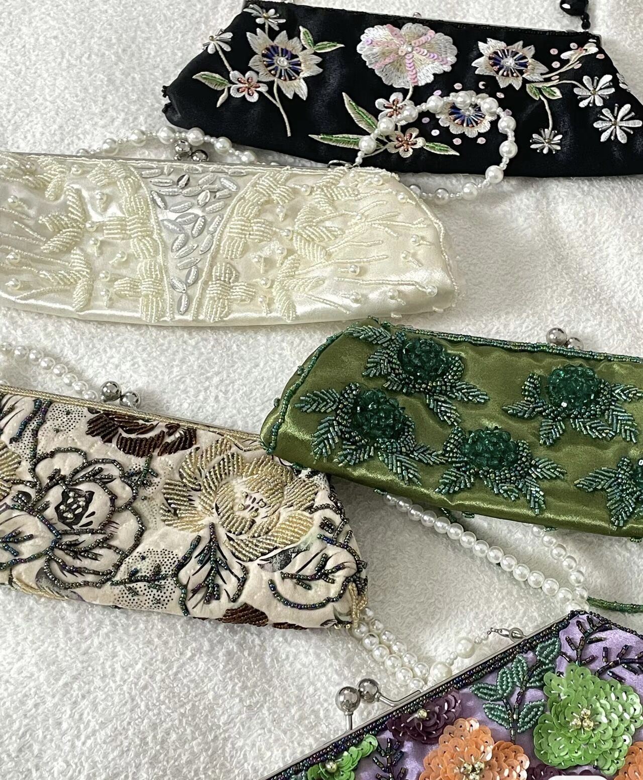 Lost in Vintage Hand-embroider - Embroidery Frame ulasan dan harga