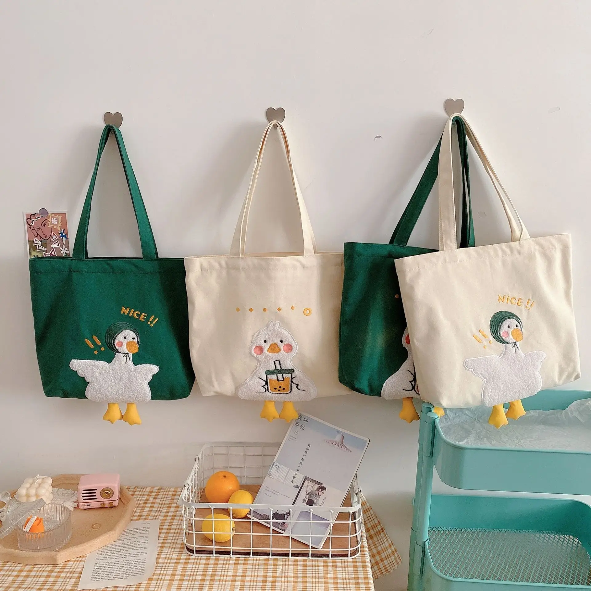 Cute Design Women's Canvas Sho - Embroidery Design Love ulasan dan harga